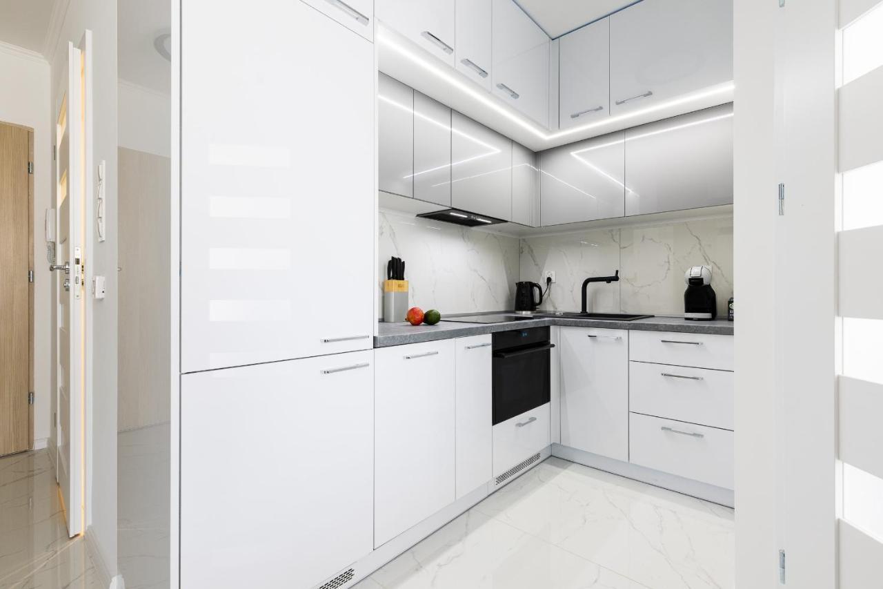 Apartament Z Basenem I Kominkiem ,,Baltic Sun” Sztutowo Ngoại thất bức ảnh