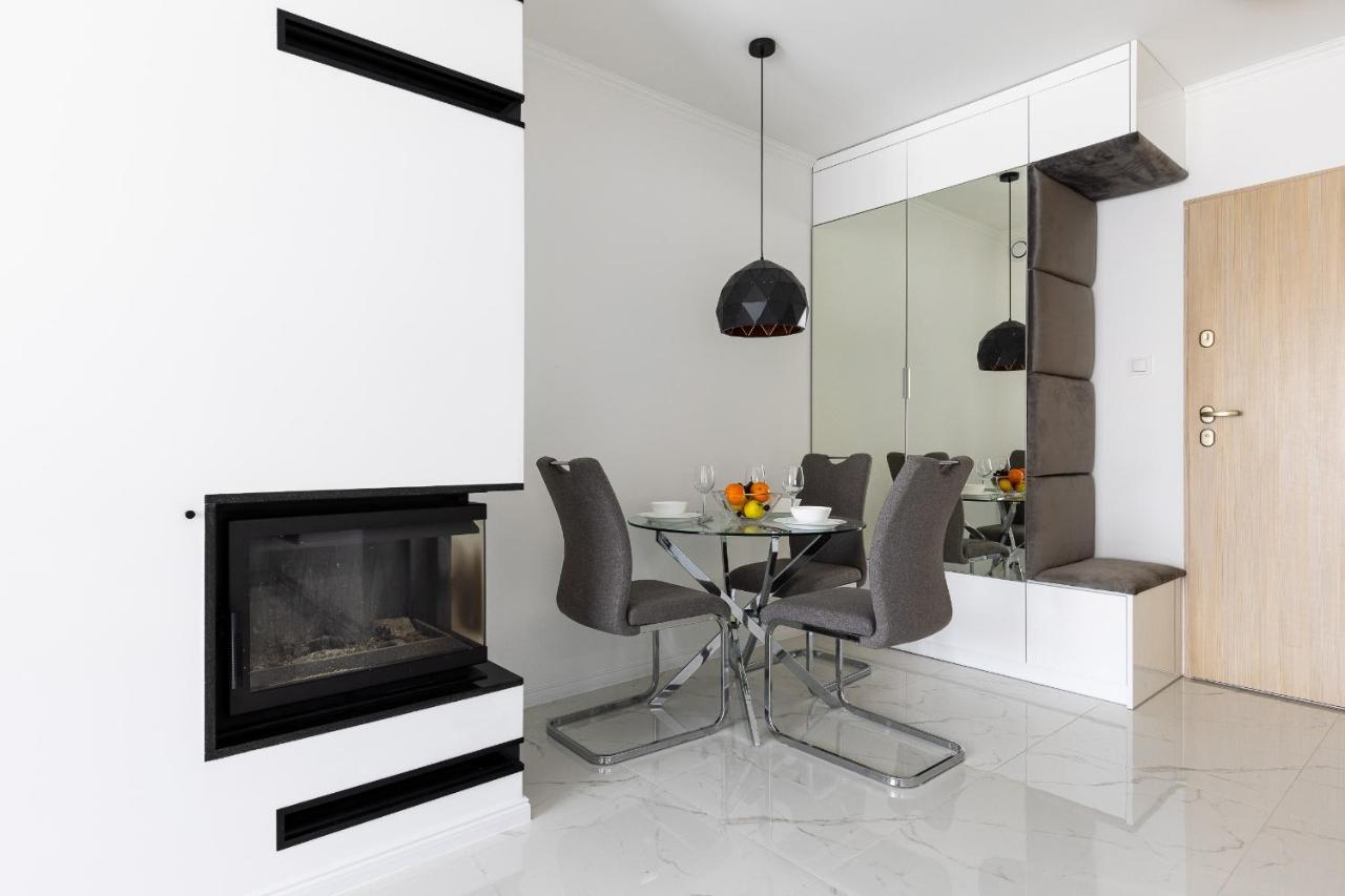 Apartament Z Basenem I Kominkiem ,,Baltic Sun” Sztutowo Ngoại thất bức ảnh