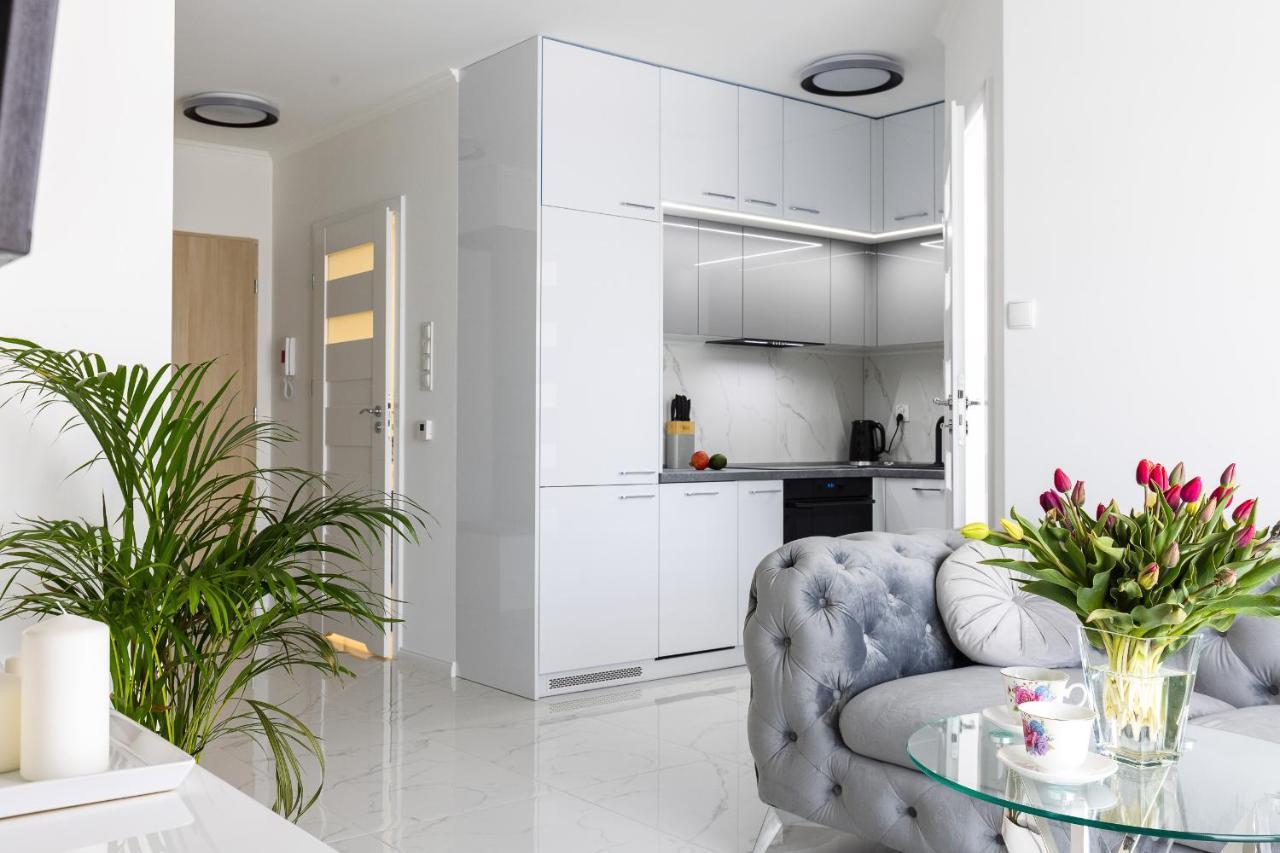 Apartament Z Basenem I Kominkiem ,,Baltic Sun” Sztutowo Ngoại thất bức ảnh