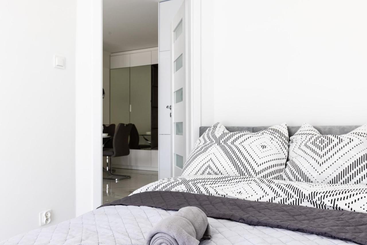 Apartament Z Basenem I Kominkiem ,,Baltic Sun” Sztutowo Ngoại thất bức ảnh